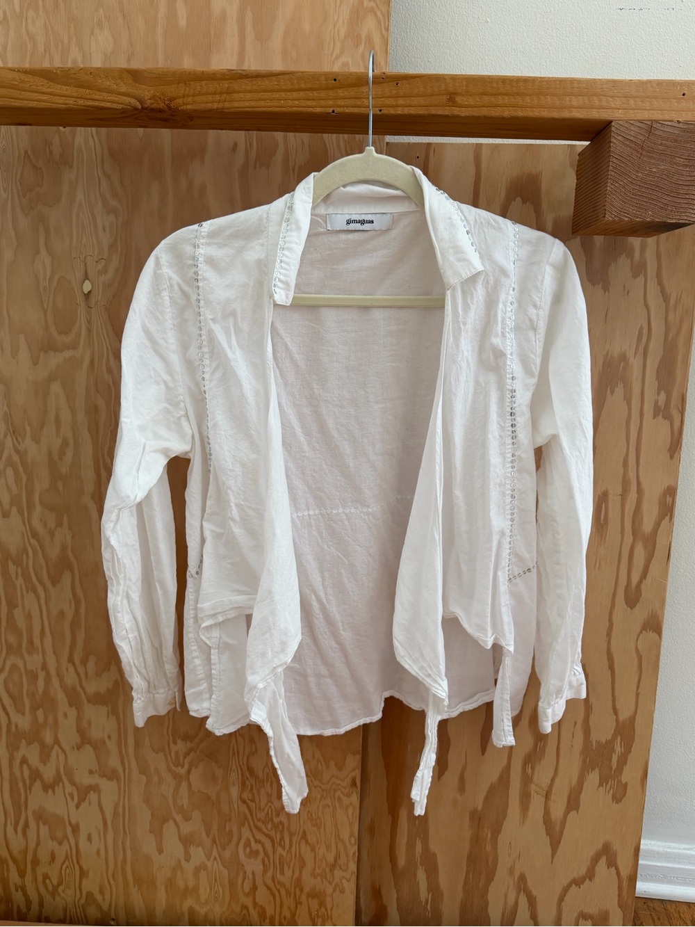 Gimaguas White Lightweight tie in Front Cotton Shirt w sequins
